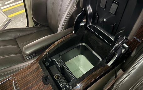 Land Rover Range Rover IV рестайлинг, 2013 год, 3 500 000 рублей, 25 фотография