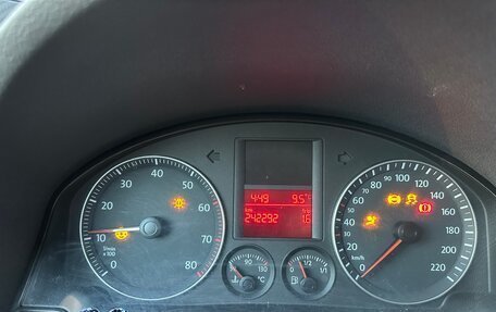 Volkswagen Golf V, 2005 год, 200 000 рублей, 3 фотография