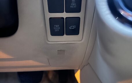 Toyota Land Cruiser 200, 2012 год, 5 050 000 рублей, 11 фотография