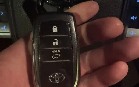 Toyota Land Cruiser 200, 2012 год, 5 050 000 рублей, 19 фотография