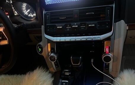 Toyota Land Cruiser 200, 2012 год, 5 050 000 рублей, 12 фотография