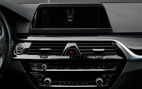 BMW 5 серия, 2019 год, 3 575 000 рублей, 11 фотография