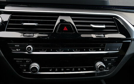 BMW 5 серия, 2019 год, 3 575 000 рублей, 19 фотография