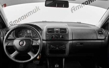 Skoda Fabia II, 2013 год, 797 000 рублей, 10 фотография