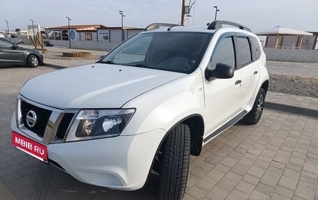 Nissan Terrano III, 2014 год, 990 000 рублей, 5 фотография