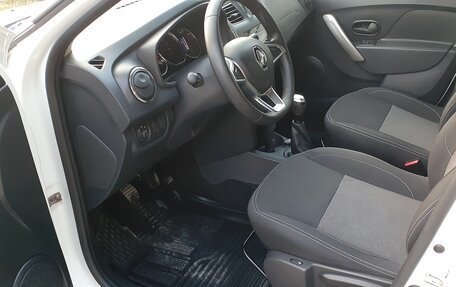 Renault Logan II, 2020 год, 1 550 000 рублей, 10 фотография