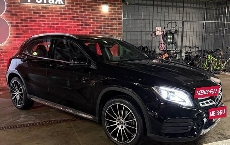 Mercedes-Benz GLA, 2018 год, 2 900 000 рублей, 3 фотография