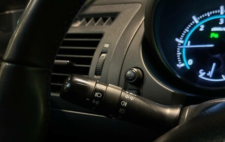 Toyota Land Cruiser Prado 150 рестайлинг 2, 2013 год, 3 095 000 рублей, 15 фотография