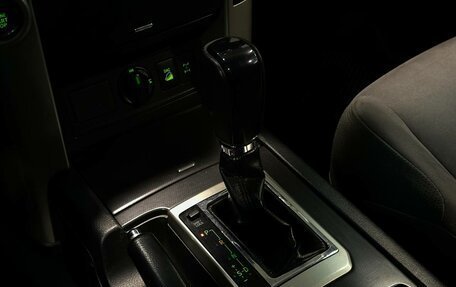 Toyota Land Cruiser Prado 150 рестайлинг 2, 2013 год, 3 095 000 рублей, 20 фотография