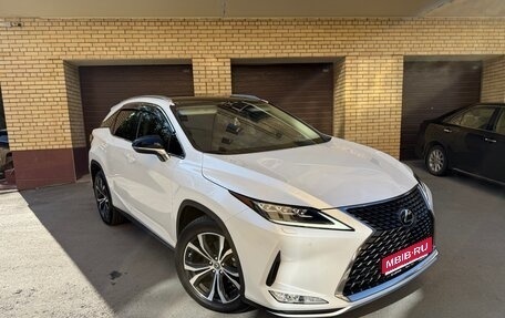 Lexus RX IV рестайлинг, 2021 год, 5 170 000 рублей, 1 фотография