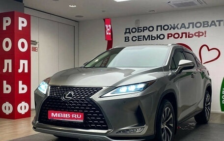 Lexus RX IV рестайлинг, 2021 год, 4 900 000 рублей, 1 фотография