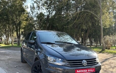 Volkswagen Polo VI (EU Market), 2018 год, 950 000 рублей, 1 фотография