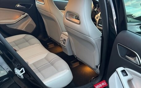 Mercedes-Benz A-Класс, 2017 год, 1 999 999 рублей, 13 фотография