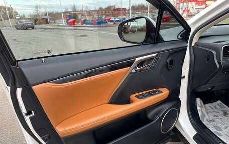 Lexus RX IV рестайлинг, 2021 год, 5 170 000 рублей, 17 фотография