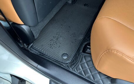 Lexus RX IV рестайлинг, 2021 год, 5 170 000 рублей, 12 фотография