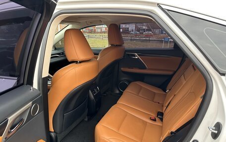 Lexus RX IV рестайлинг, 2021 год, 5 170 000 рублей, 15 фотография