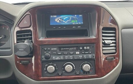 Mitsubishi Pajero III рестайлинг, 2002 год, 625 000 рублей, 18 фотография