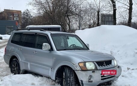 Mitsubishi Pajero III рестайлинг, 2002 год, 625 000 рублей, 3 фотография