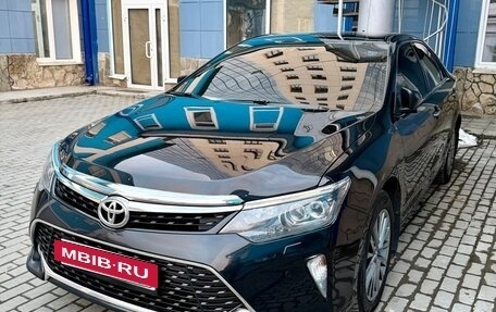 Toyota Camry, 2017 год, 2 120 000 рублей, 8 фотография