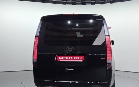 Hyundai Staria, 2024 год, 9 390 000 рублей, 4 фотография