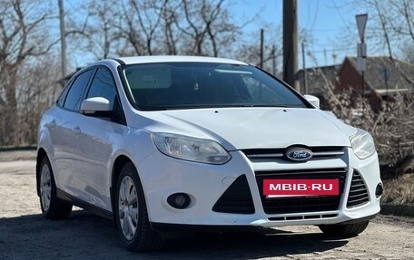 Ford Focus III, 2014 год, 900 000 рублей, 2 фотография