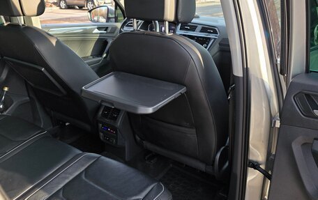 Volkswagen Tiguan II, 2019 год, 3 550 000 рублей, 16 фотография