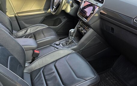 Volkswagen Tiguan II, 2019 год, 3 550 000 рублей, 18 фотография