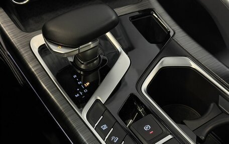 Geely Tugella FY11, 2022 год, 2 747 000 рублей, 32 фотография