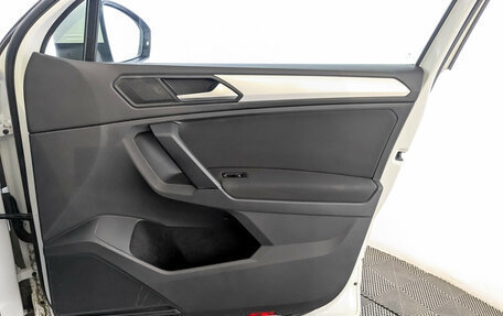 Volkswagen Tiguan II, 2021 год, 3 530 000 рублей, 24 фотография