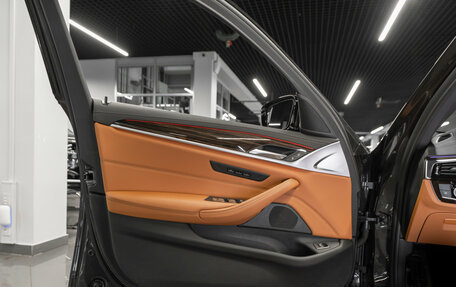 BMW 5 серия, 2022 год, 5 700 000 рублей, 26 фотография