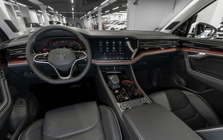 Volkswagen Touareg III, 2024 год, 11 350 000 рублей, 7 фотография