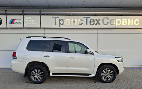 Toyota Land Cruiser 200, 2019 год, 7 250 000 рублей, 4 фотография