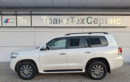 Toyota Land Cruiser 200, 2019 год, 7 250 000 рублей, 8 фотография