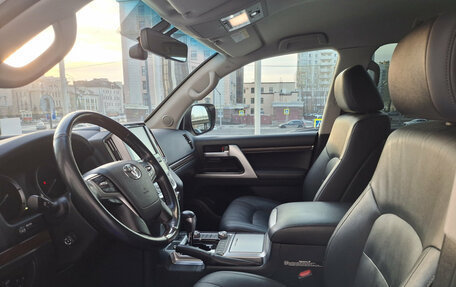 Toyota Land Cruiser 200, 2019 год, 7 250 000 рублей, 16 фотография