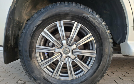 Toyota Land Cruiser 200, 2019 год, 7 250 000 рублей, 18 фотография