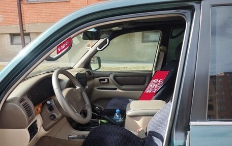 Toyota Land Cruiser 100 рестайлинг 2, 1998 год, 15 фотография