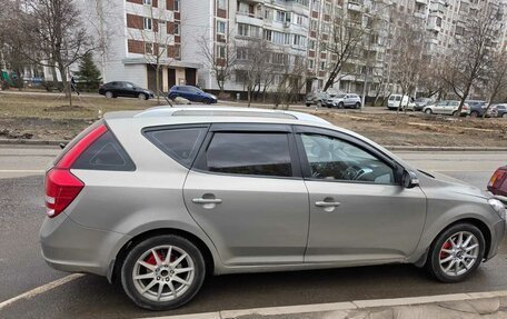 KIA cee'd I рестайлинг, 2011 год, 680 000 рублей, 2 фотография