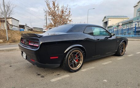 Dodge Challenger III рестайлинг 2, 2019 год, 4 900 000 рублей, 4 фотография