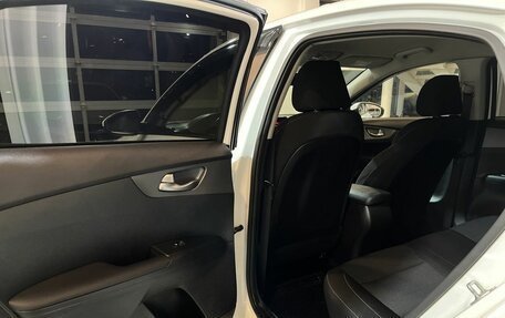 KIA Cerato IV, 2019 год, 1 995 000 рублей, 23 фотография