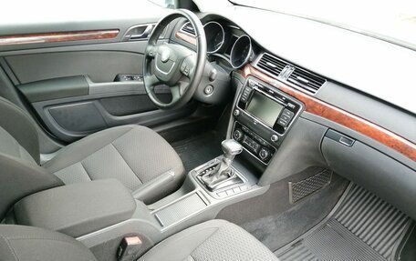 Skoda Superb III рестайлинг, 2012 год, 1 180 000 рублей, 9 фотография