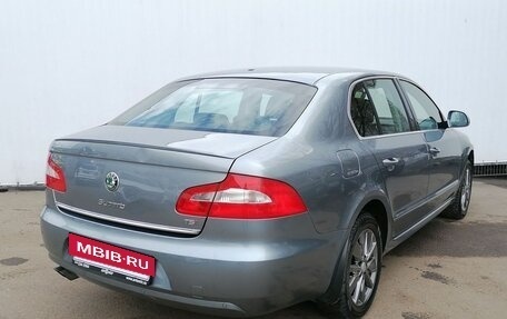 Skoda Superb III рестайлинг, 2012 год, 1 180 000 рублей, 5 фотография