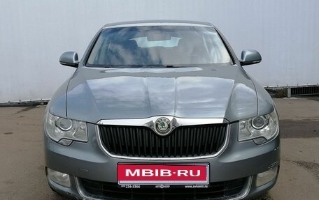 Skoda Superb III рестайлинг, 2012 год, 1 180 000 рублей, 2 фотография