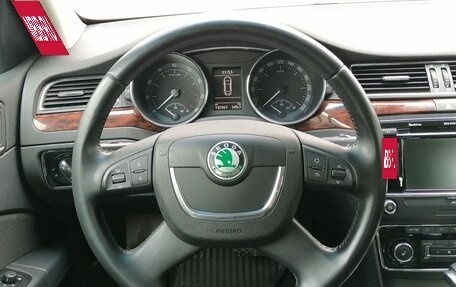 Skoda Superb III рестайлинг, 2012 год, 1 180 000 рублей, 12 фотография