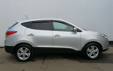 Hyundai ix35 I рестайлинг, 2012 год, 1 340 000 рублей, 4 фотография