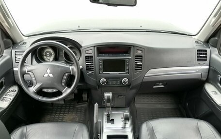 Mitsubishi Pajero IV, 2011 год, 2 100 000 рублей, 11 фотография