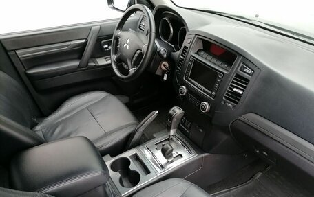 Mitsubishi Pajero IV, 2011 год, 2 100 000 рублей, 9 фотография