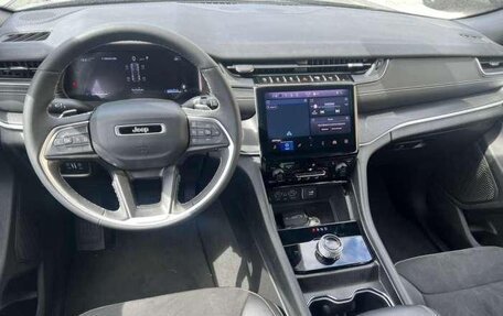 Jeep Grand Cherokee, 2024 год, 9 790 000 рублей, 10 фотография