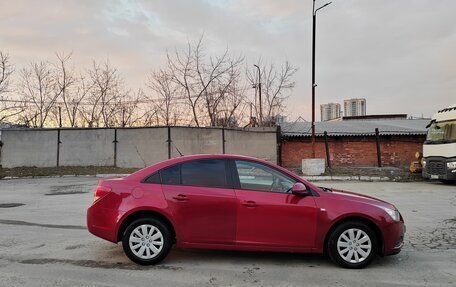 Chevrolet Cruze II, 2009 год, 480 000 рублей, 3 фотография