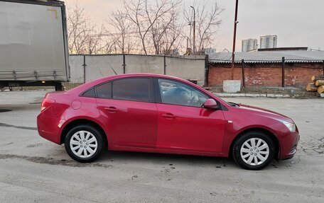 Chevrolet Cruze II, 2009 год, 480 000 рублей, 12 фотография