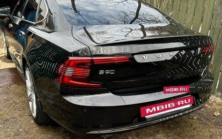 Volvo S90 II рестайлинг, 2021 год, 4 600 000 рублей, 3 фотография